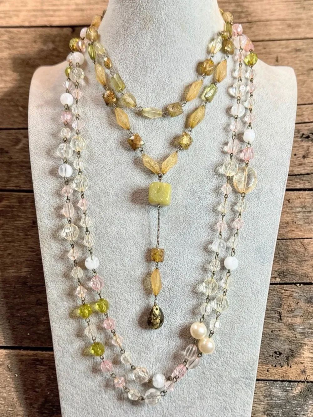 VTG Pink & Clear Beaded Necklace 60” Serpentine Gemstone Pendant 22” Necklace